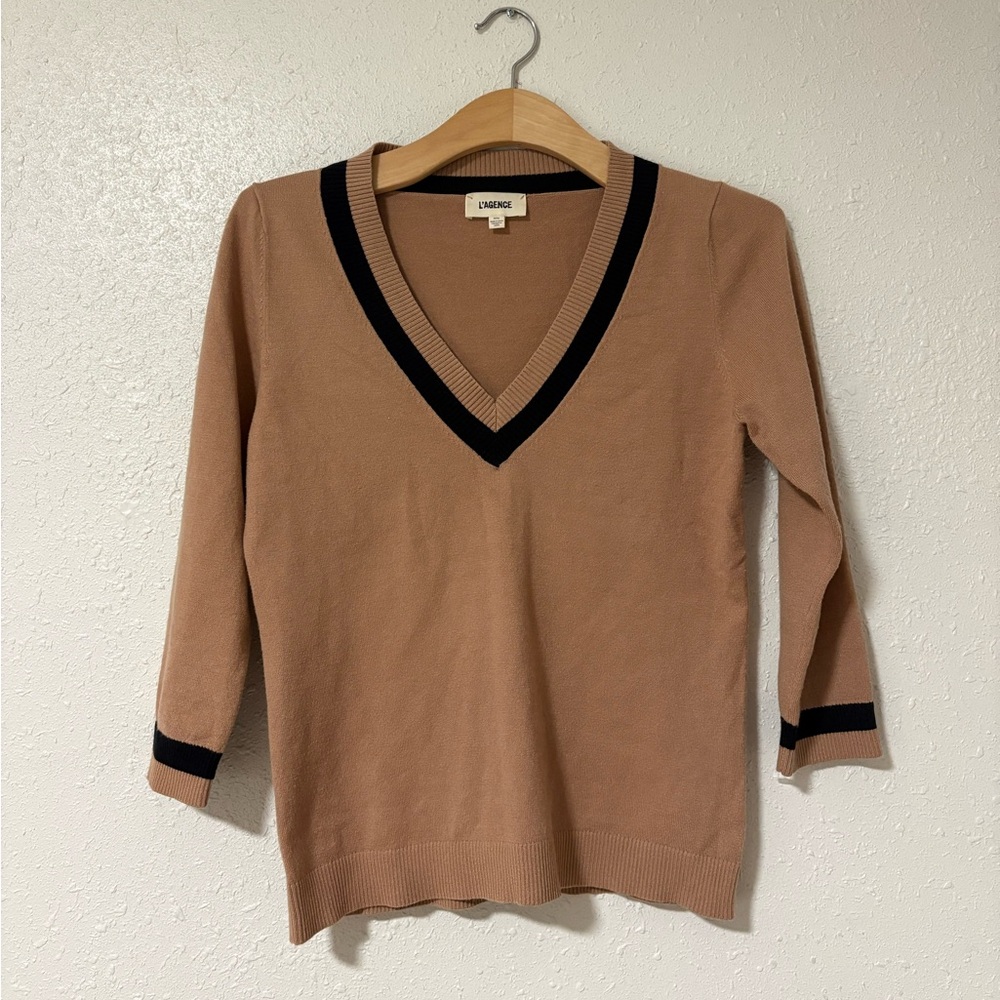 L’AGENCE V-Neck Sweater 🤎🖤 Size Medium - Picture 2 of 4